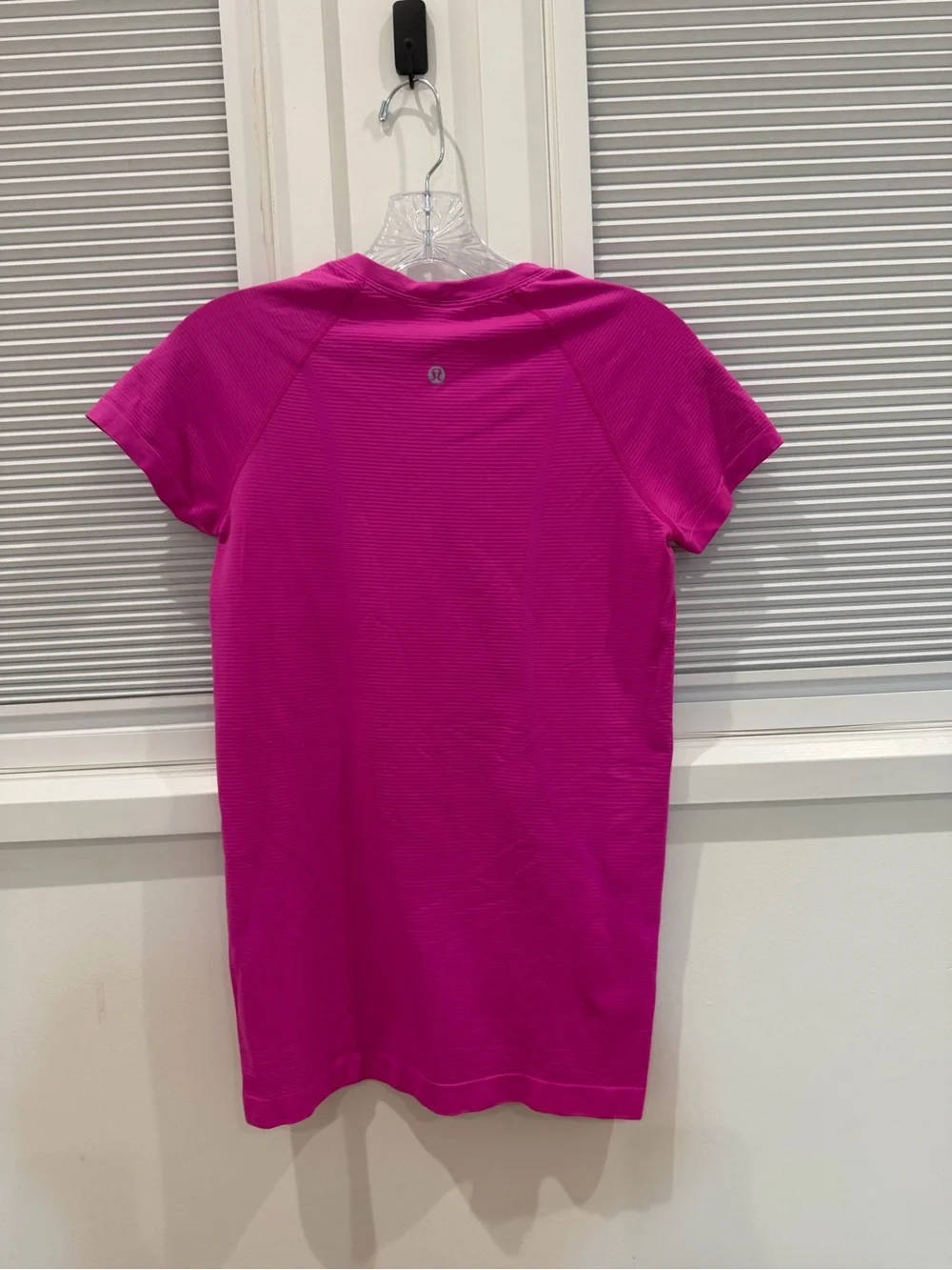 lululemon athletica Women's Short Sleeve Active Tee - Magenta